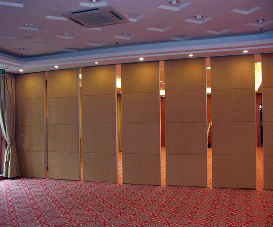 裝修活動(dòng)隔斷,活動(dòng)隔斷 裝修活動(dòng)隔斷(圖1)