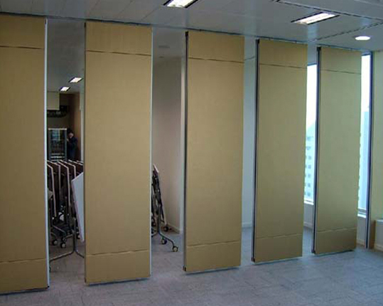 活動(dòng)隔斷屏風(fēng),活動(dòng)隔斷 活動(dòng)隔斷屏風(fēng)(圖1)