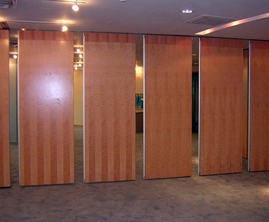 聲學(xué)活動(dòng)隔斷,活動(dòng)隔斷 聲學(xué)活動(dòng)隔斷(圖1)