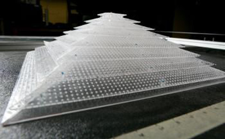 世界首個(gè)三維聲學(xué)隱形斗篷誕生 能讓聲波偏轉(zhuǎn)(圖1) 世界首個(gè)三維聲學(xué)隱形斗篷誕生 能讓聲波偏轉(zhuǎn)(圖1)