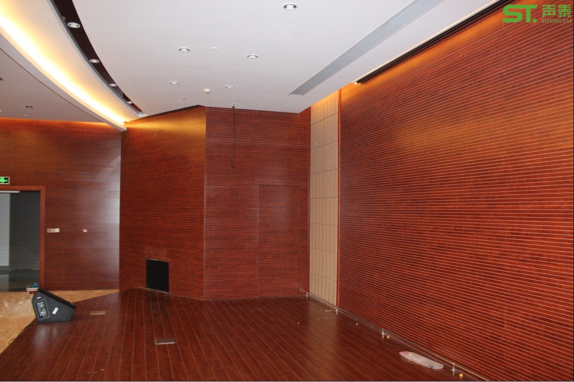 ‘佛山聲泰’槽孔吸音板現(xiàn)貨(圖7) ‘佛山聲泰’槽孔吸音板現(xiàn)貨(圖7)