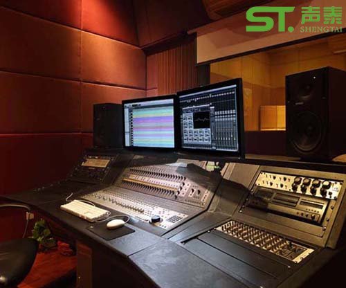 錄音棚軟包吸音板裝修效果圖(圖2) 錄音棚軟包吸音板裝修效果圖(圖2)