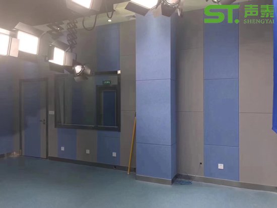 云南昆明錄播室聲學工程案例(圖2) 云南昆明錄播室聲學工程案例(圖2)