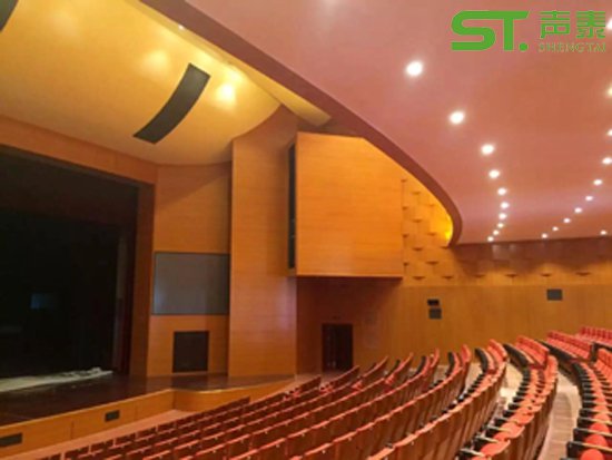 劇院陶鋁槽木吸音板(圖2) 劇院陶鋁槽木吸音板(圖2)