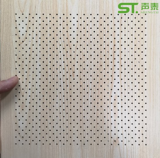 微孔吸音板設(shè)計(jì)及安裝節(jié)點(diǎn)大樣(圖7) 微孔吸音板設(shè)計(jì)及安裝節(jié)點(diǎn)大樣(圖7)